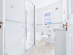 Photo 24- click for photo gallery